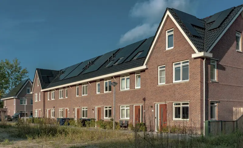 Zonnepanelen met thuisbatterij zonder teruglevering